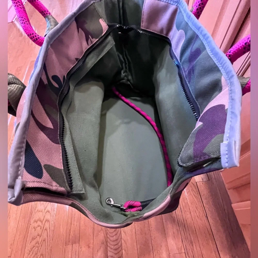 Roverlund Out-and-About Pet Tote in the Camo/Magenta color combination. - Picture 12 of 16